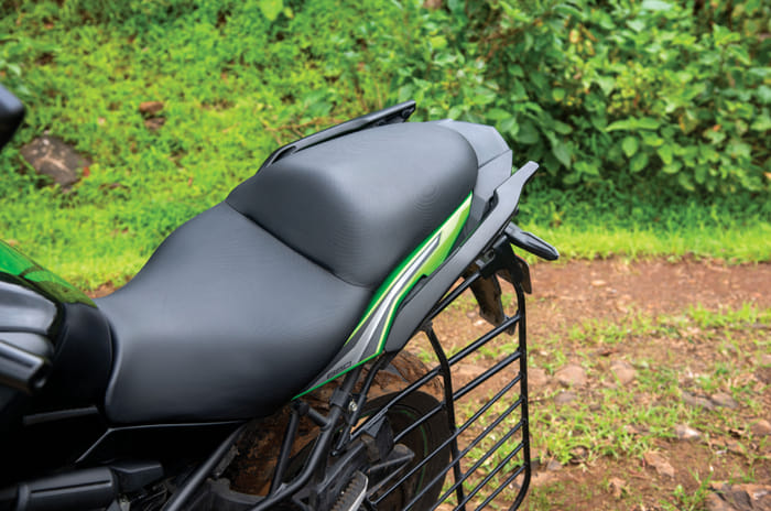 Kawasaki Versys 650 vs Triumph Tiger Sport 660 comparison